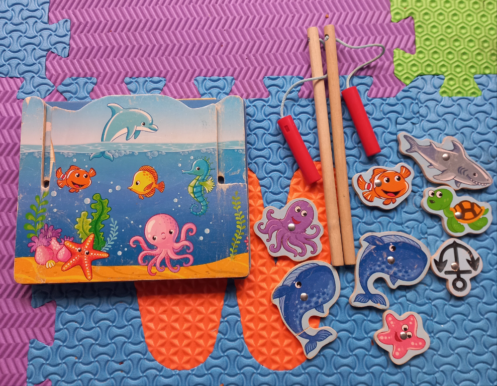Magnetic fishing set