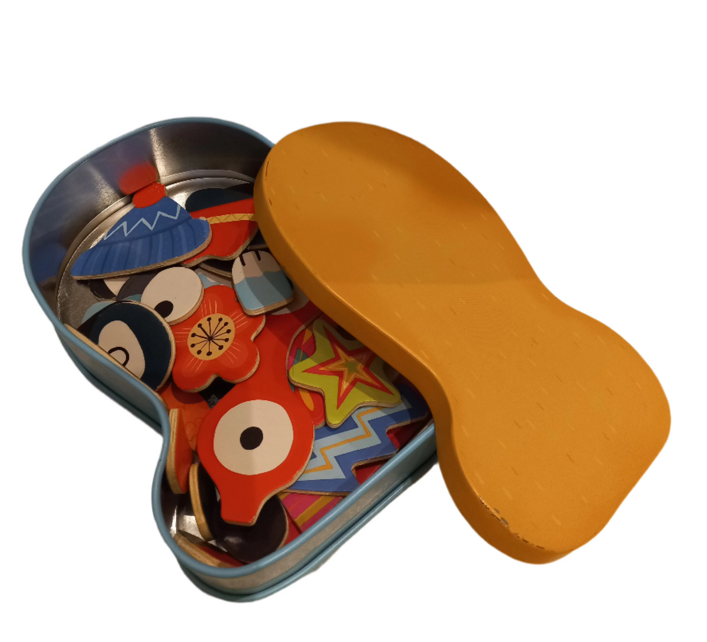 Djeco wooden magnetic game