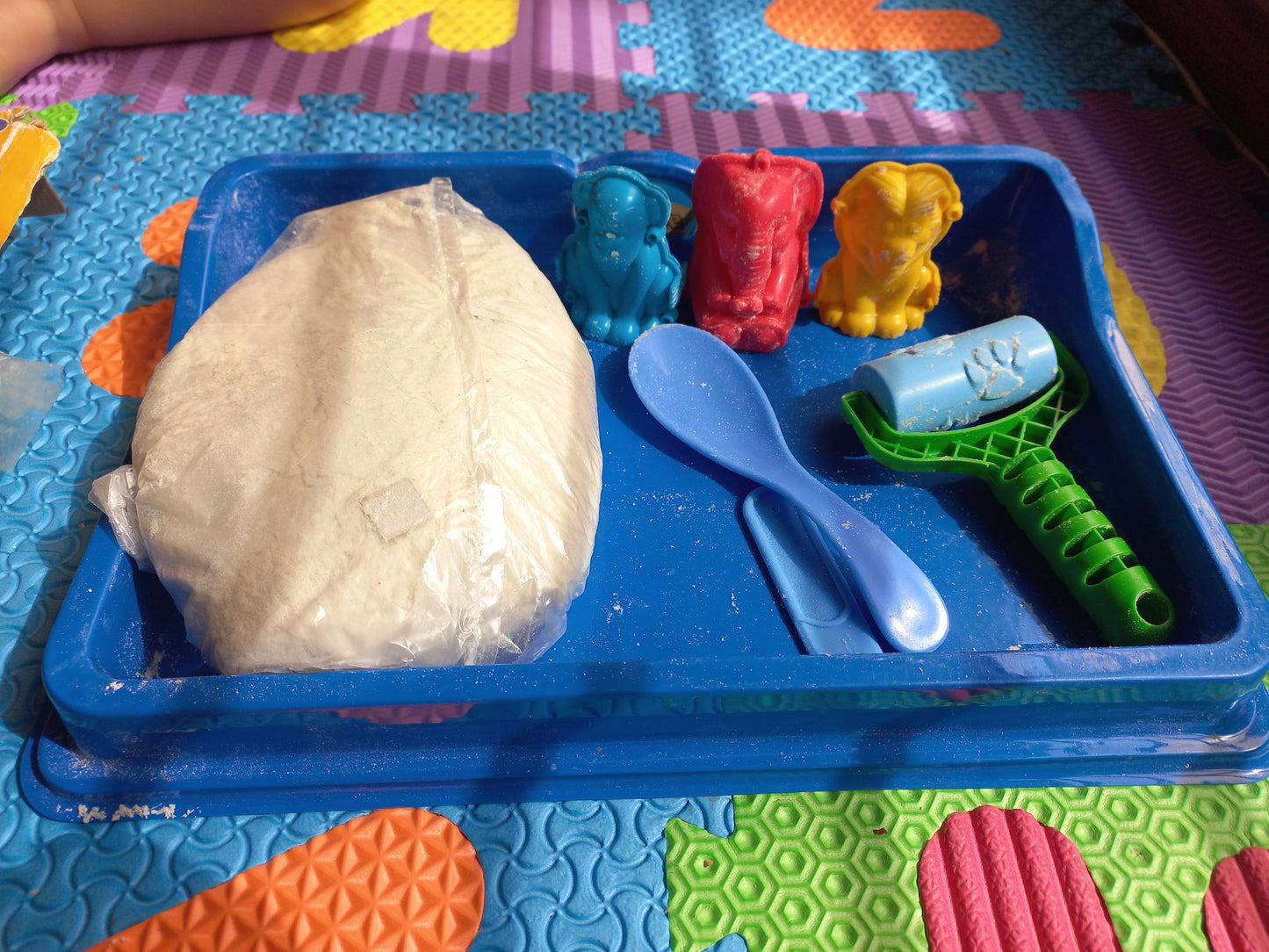 Sands Alive kinetic sand set